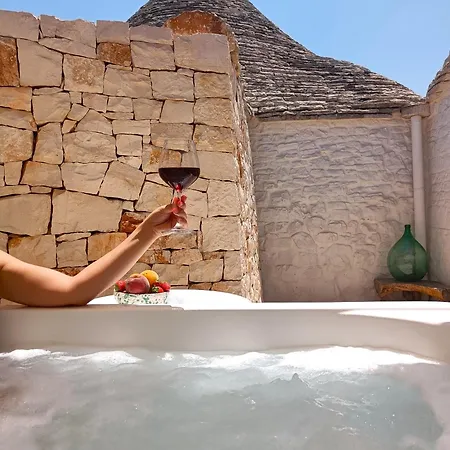 Trullo Soave - Outdoor Jacuzzi Aparthotel