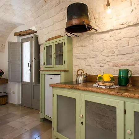 Aparthotel Trullo Soave - Outdoor Jacuzzi Alberobello