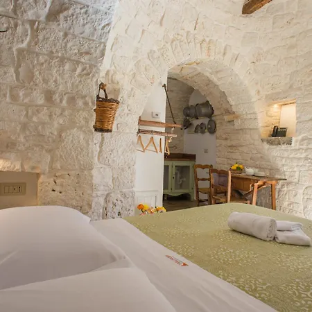 Trullo Soave - Outdoor Jacuzzi Aparthotel Alberobello